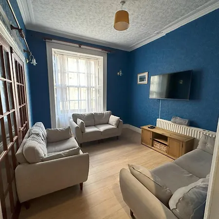 Guest house Tivoli 9 3*