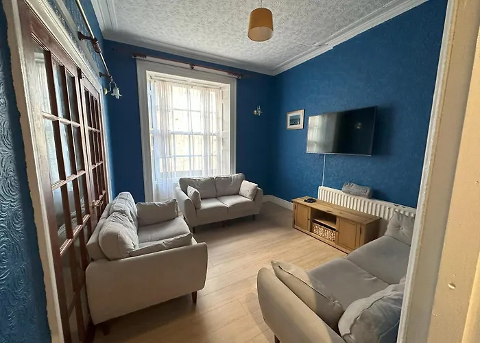 招待所 Tivoli 9 3*